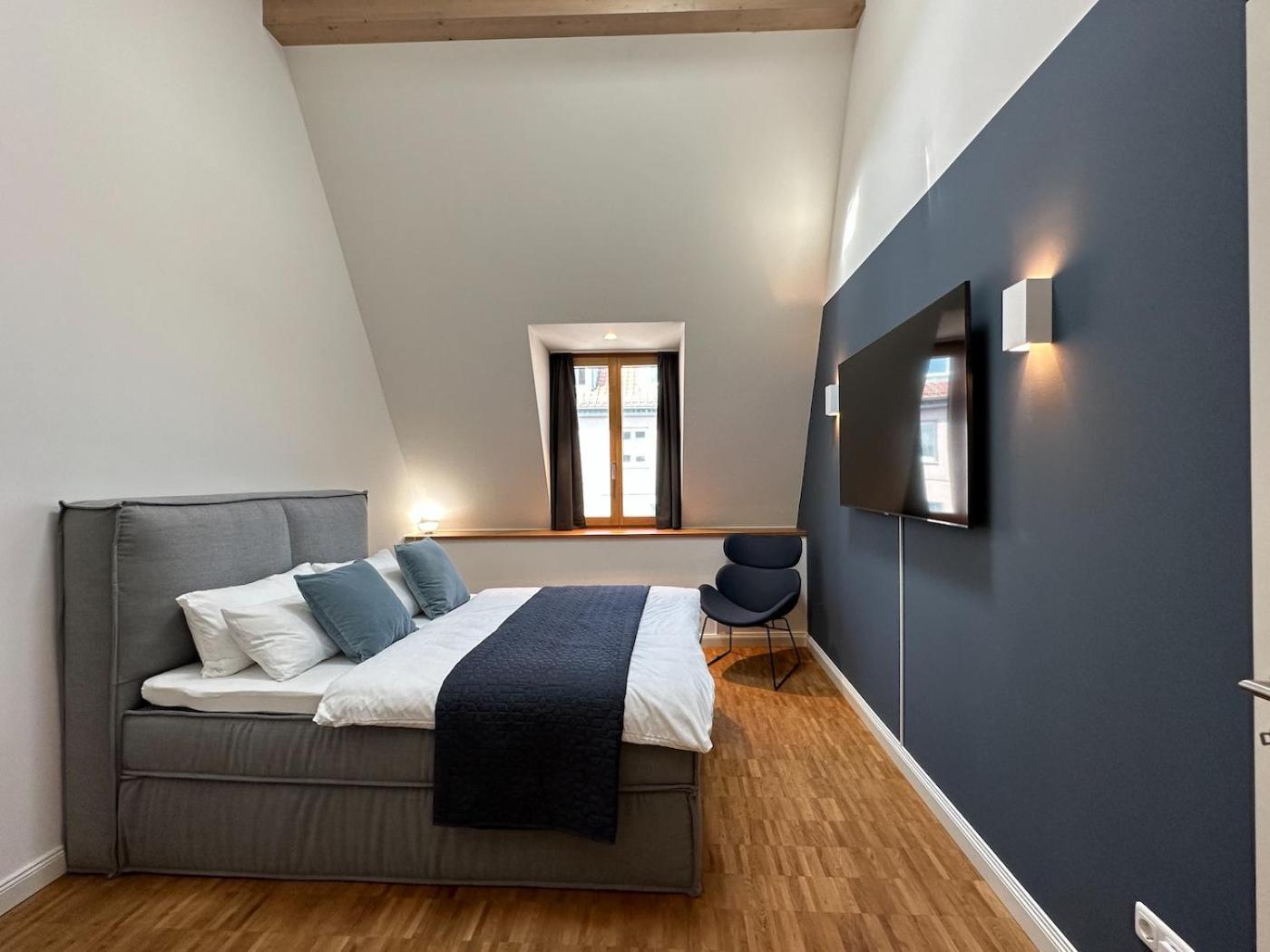Апартаменты Truly - Viel Platz Fuer Business & Familie - Modern, Garage, Fahrstuhl Аугсбург Экстерьер фото